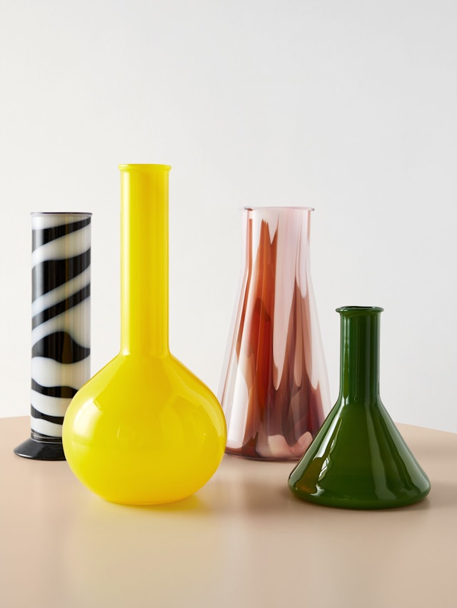 Lab round flask vase yellow 315mm Lab round flask vase yellow 315mm